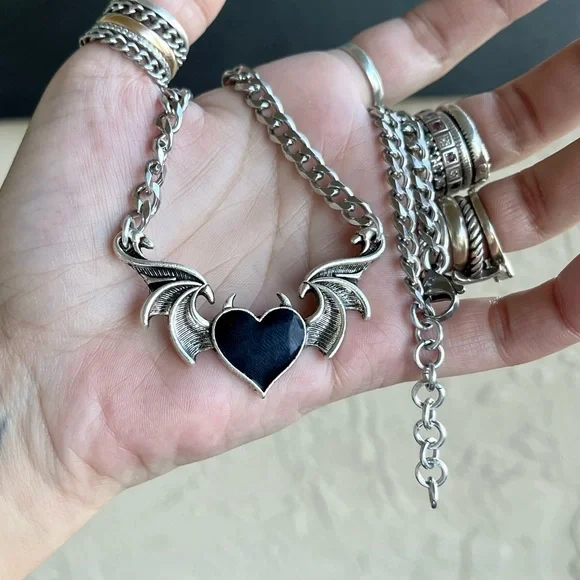 Black enamel heart with bat wings & devil horns valentine goth choker necklace - Picture 13 of 14